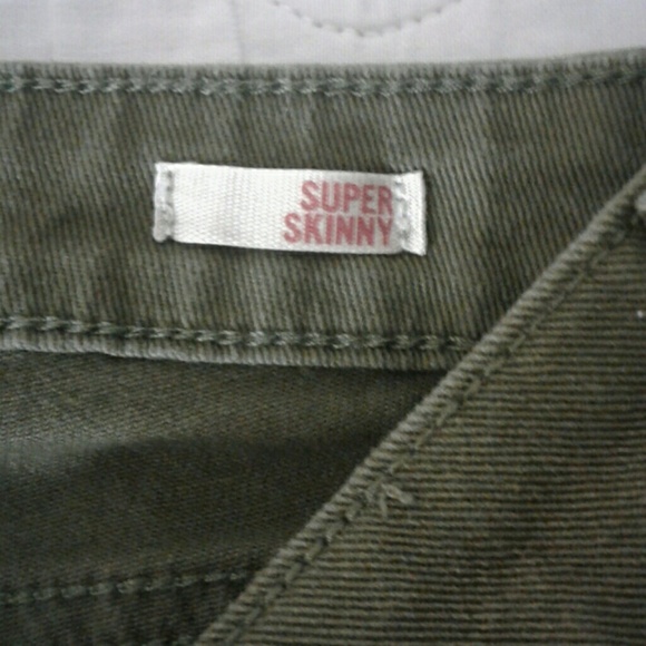 Super Skinny Army Green Arizona Jean Co. - Picture 5 of 5